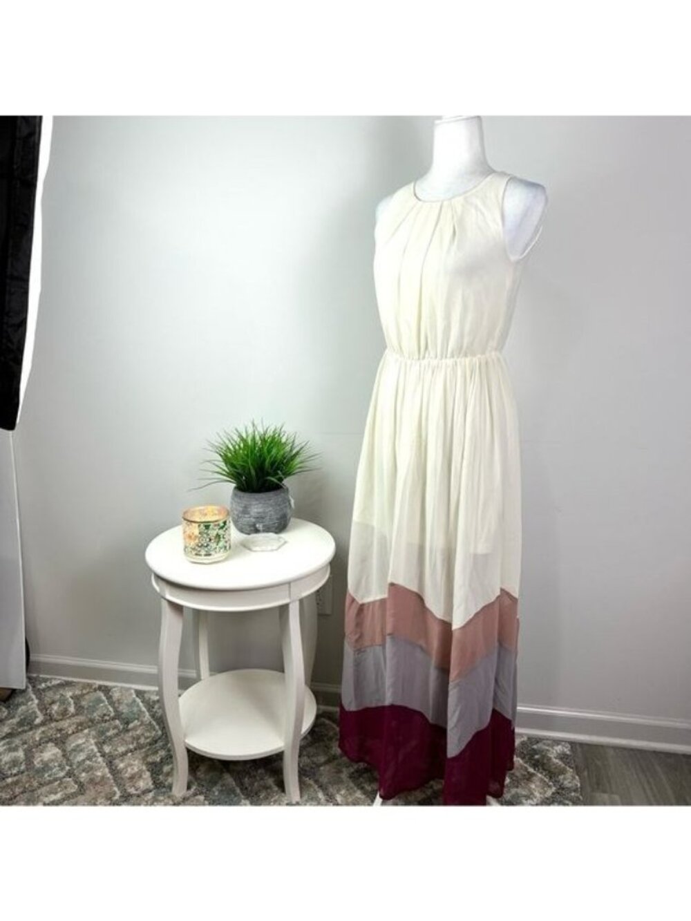 XTaren maxi dress womens size small sleeveless ivory purple chevron long